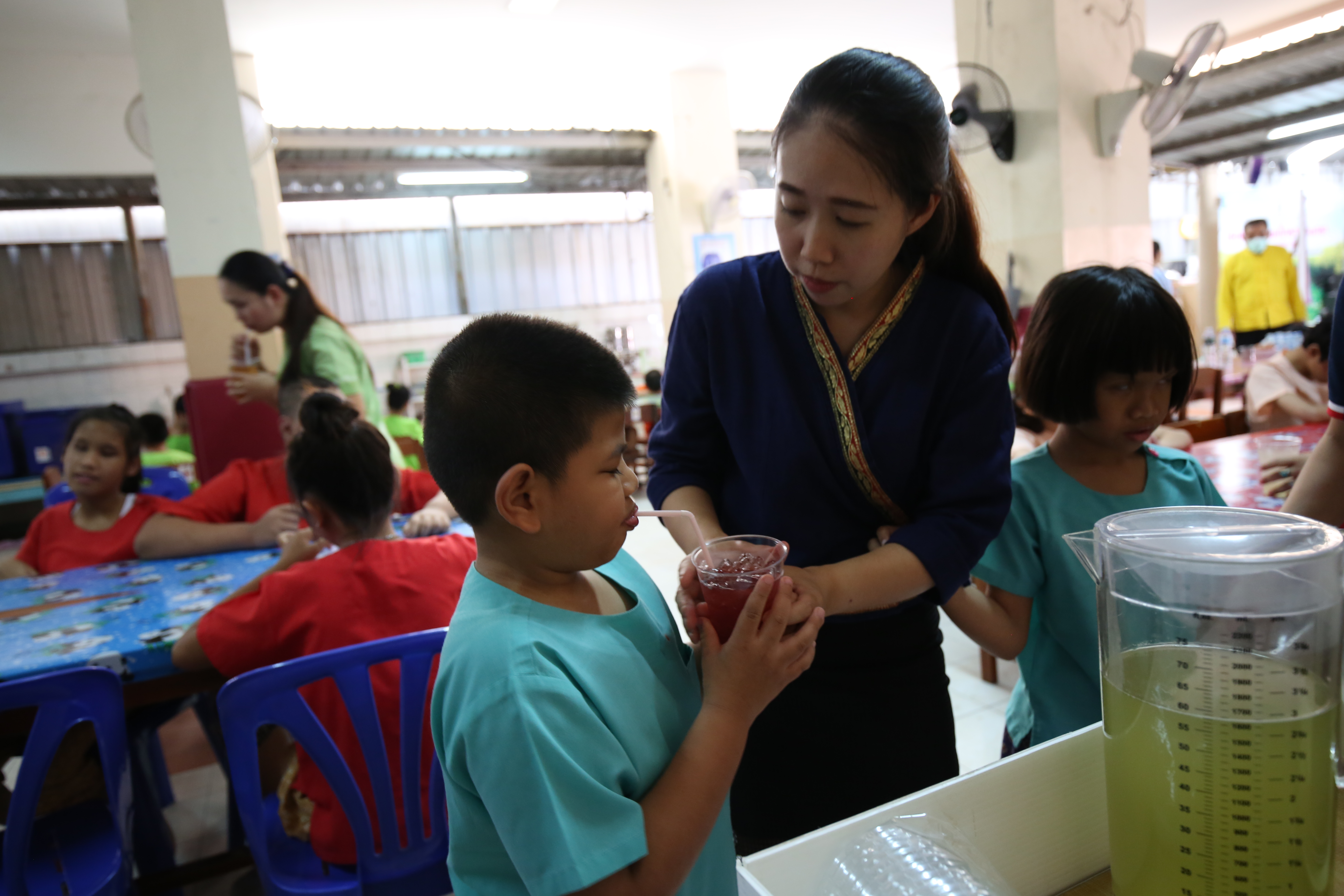 NCP มอบผลิตภัณฑ์เพื่อสุขภาพให้โรงเรียนบ้านเด็กรามอินทรา