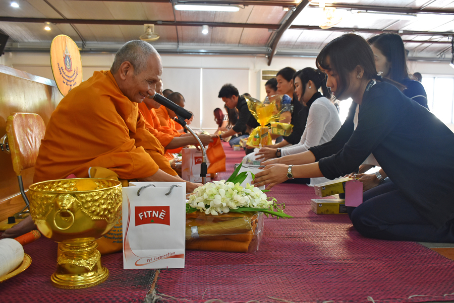 พิธีทำบุญ และเลี้ยงสังสรรค์ประจำปี 2560