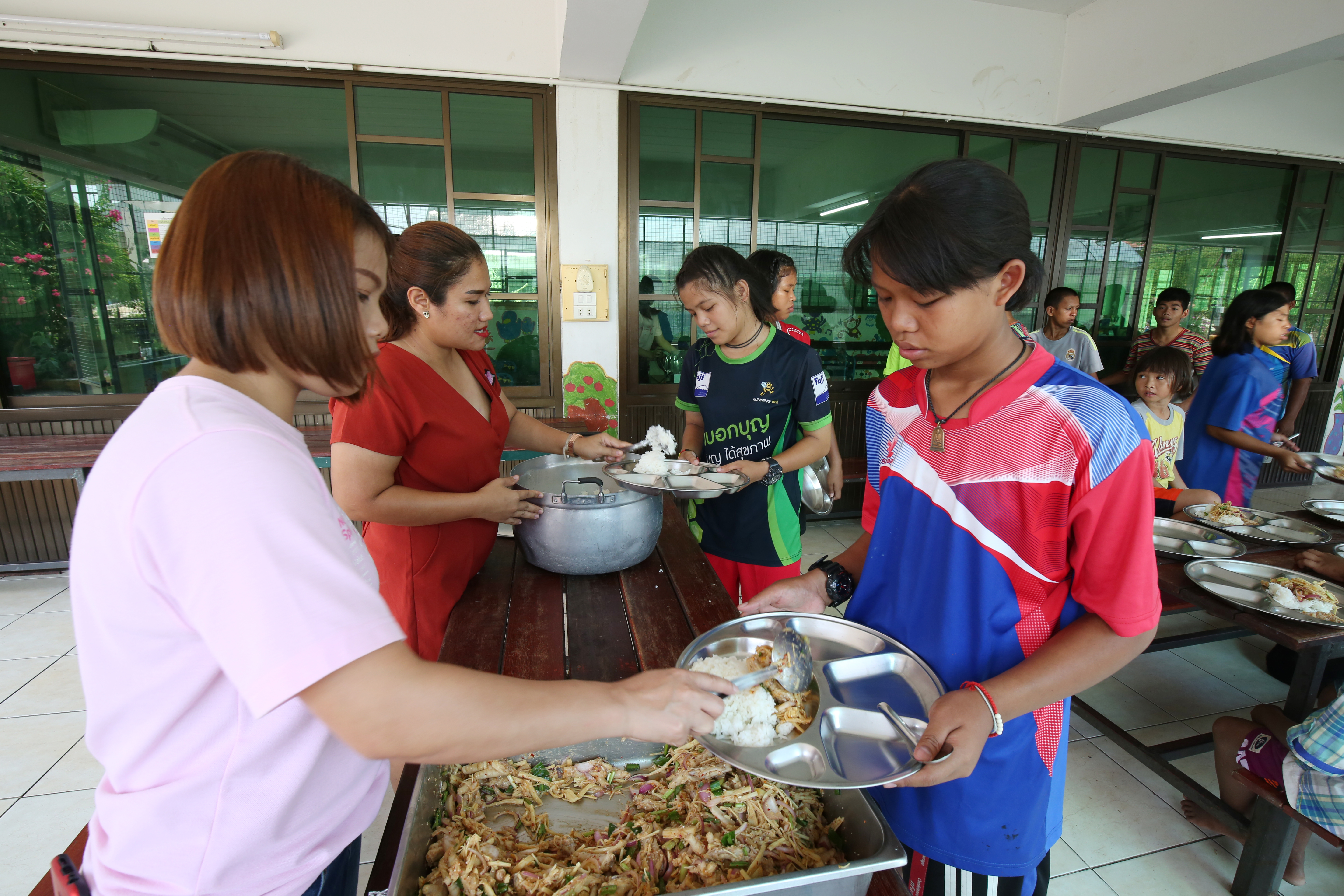 NCP ส่งเสริมเยาวชนเข้มแข็ง มอบผลิตภัณฑ์เพื่อสุขภาพให้บ้านเด็กธรรมรักษ์ ลพบุรี